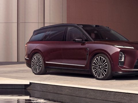 蔚来汽车2025年财报：单季度首次盈利，迈向高质量发展新周期