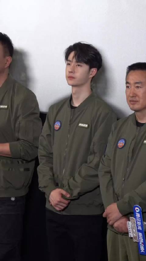 l 王一博酷盖 王先生是我浪漫余生里义无反顾的梦想