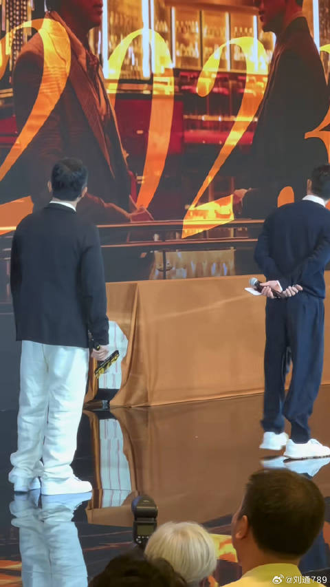 梁朝伟 出席微博VC计划