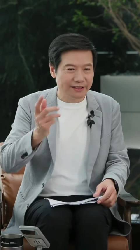 雷军回应李斌魏建军缺席原因