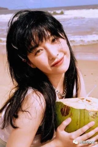 阚清子登时装杂志封面,干练短发很精致!4套造型揭开时尚风向