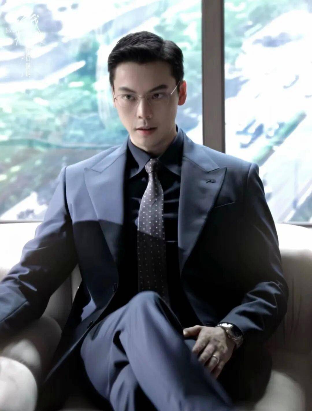 优酷独播！《九门》重磅来袭，陈伟霆携九门再续传奇