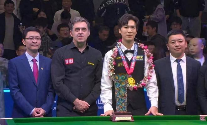 奥沙利文回应丢冠！肖国栋无缘丁俊晖也危险，最新斯诺克排名出炉