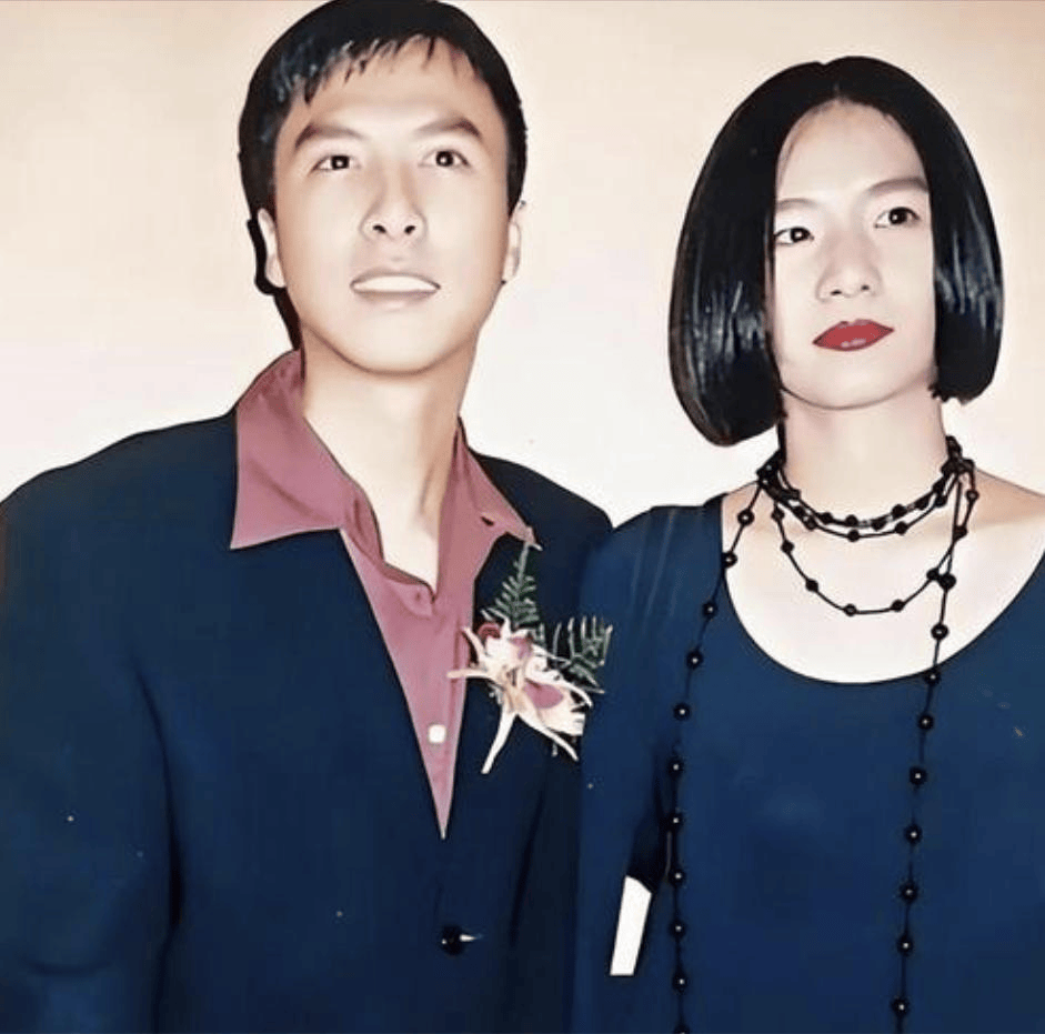 除了汪诗诗和一双儿女，甄子丹还有一个“复制粘贴”的儿子