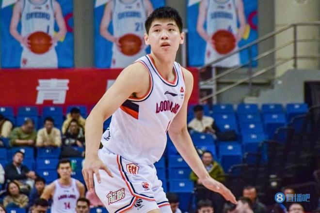 中规中矩！崔永熙替补23分钟 8投5中&三分3中1拿到12分3板3助