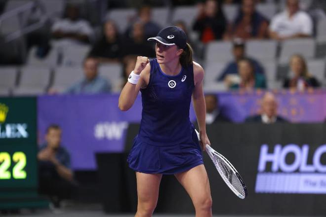 斯瓦泰克：与教练合作成效显著，期待在迪拜开启新赛季