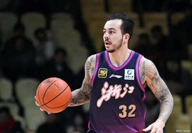 16分领先遭浙江绝杀!广东9连胜终结,徐杰22分难救主_订阅