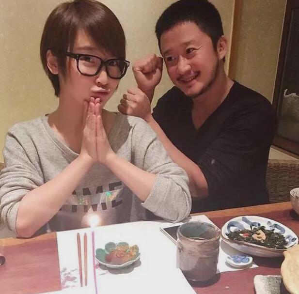 当年单身的吴京被传有两个儿子，谢楠问他真假，吴京：我是有两个