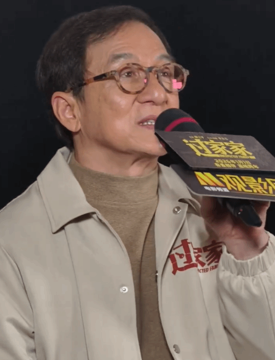 成龙宣布年拍一新片尖峰时刻4将由原班人马回归制作