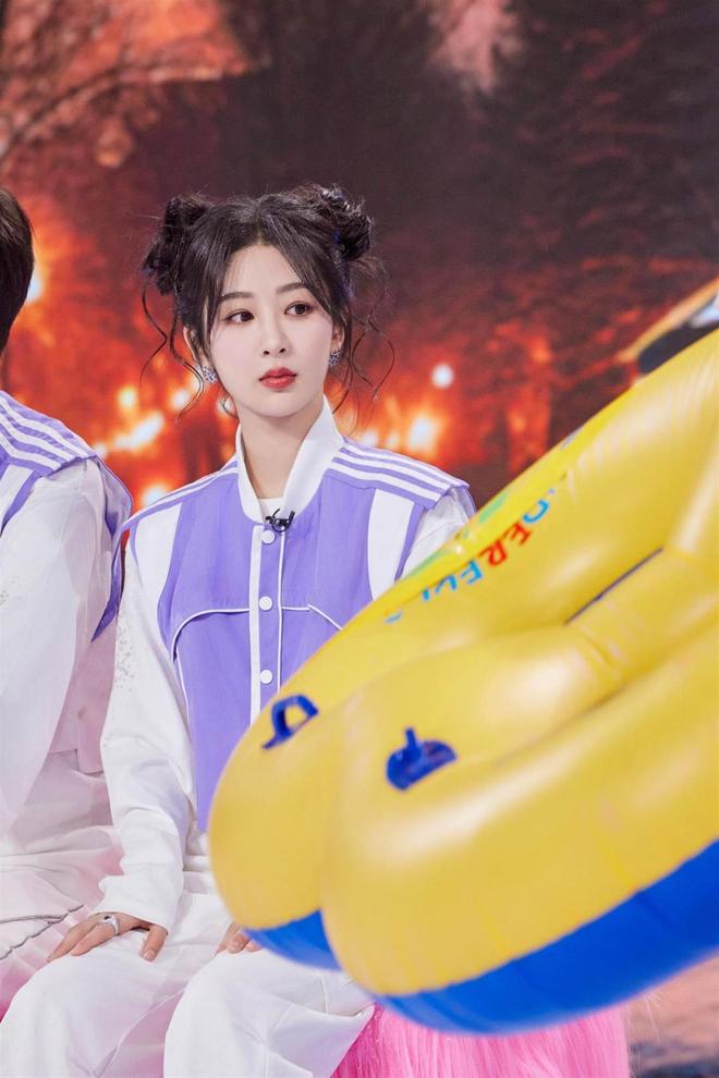 《要久久爱》做客好六街，魏大勋范丞丞默契绝了