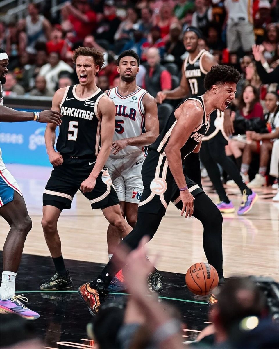 一鲸落万物生！贱卖特雷杨后老鹰强势崛起 最快进步球员已在阵中