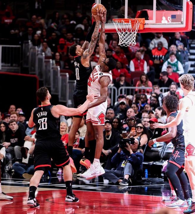 耻辱爆冷！火箭124-132公牛：杜兰特40+7关键失误！