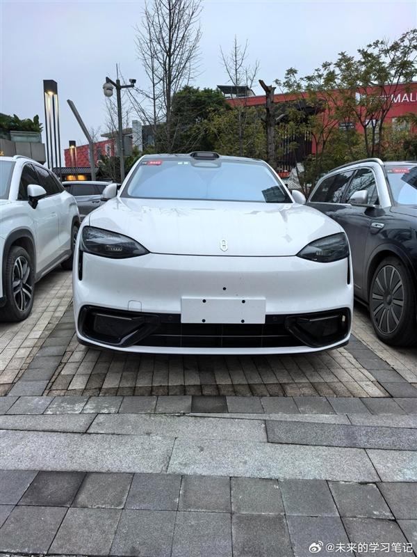 25万价位的大爆款来了 全新问界M6实车多方位展示