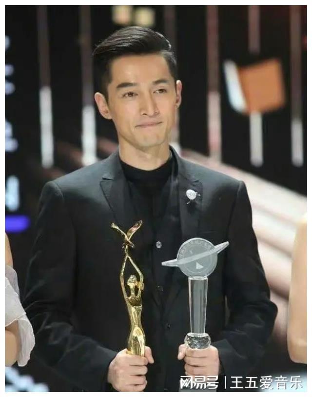 胡歌获金爵奖,实至名归,意料之中,不虚此行白玉兰电视剧最佳男主角实力派演员_订阅