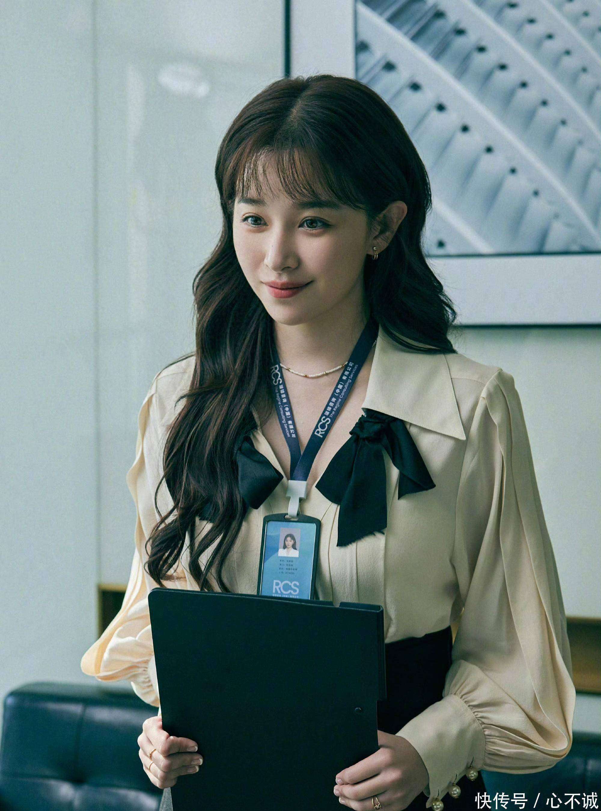 阚清子婴儿夭折风波后首次公开亮相,宣传新剧《夜色正浓》