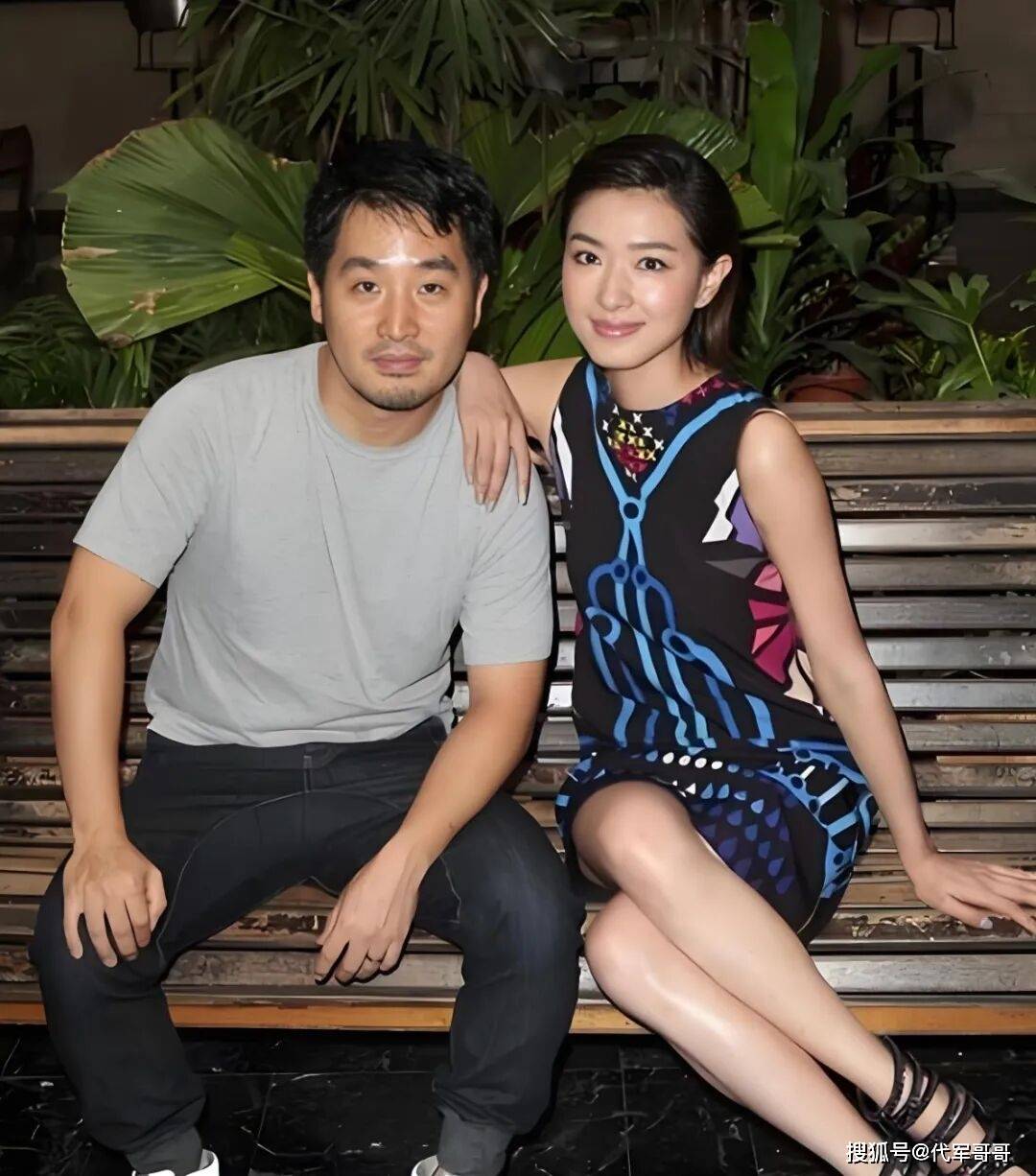 43岁万茜近况曝光!曾坚持不婚不育,如今嫁给圈外老公生女很幸福