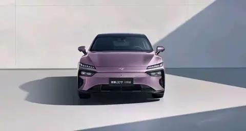 15万级轿跑市场新选择，东风奕派007闪现版实力解读