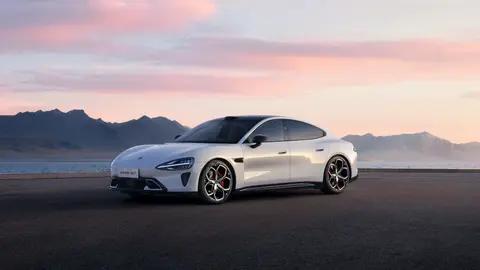 半小时锁单1万5,新一代SU7果然还是那个流量密码