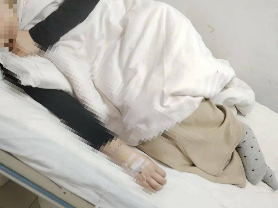 平顶山15岁女孩被打案最新进展：22号已苏醒，伤情鉴定轻伤二级，母亲再发声