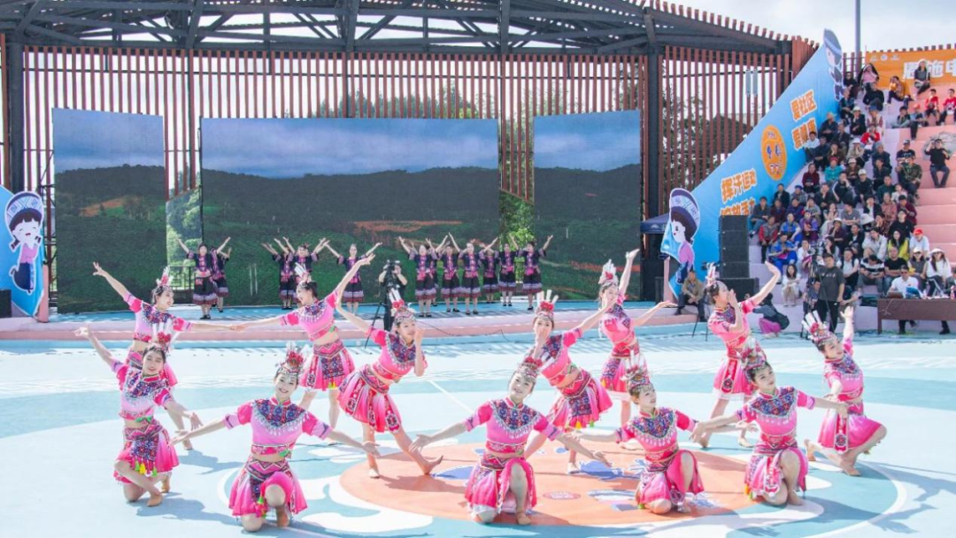 图为非遗项目展演。新华网发