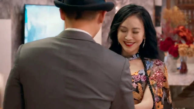 小伙子，这可是人形玉玺啊