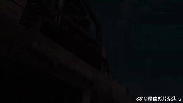 女儿为父守厂，搬迁喇叭一响全厂都炸了