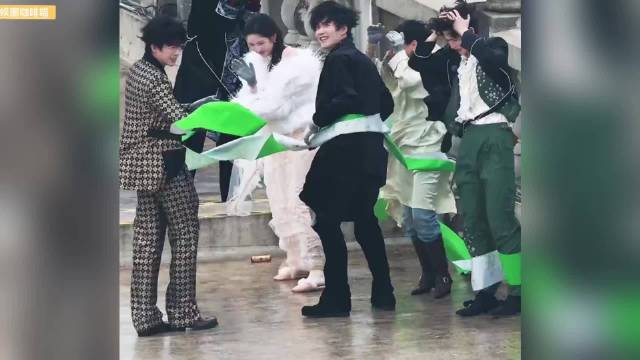 刘宇宁领衔开推团挑战高空推理，张凌赫周柯宇造型吸睛