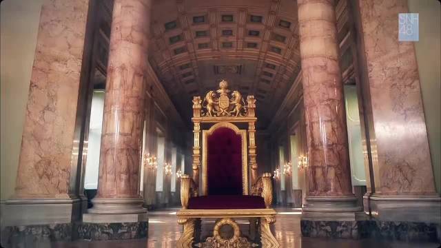 那时候还是一群20左右的小女孩 那不勒斯的黎明