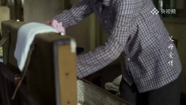 父母爱情:德华和安杰又拌起了嘴，两人你一言我一语的，那场面实在太逗了