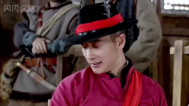 男人爱上了收养自己的女人，可女人竟逼他娶别人，这下乱套了