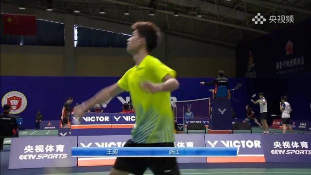 王昶周昊东3-0胜姚智迪赵泽华晋级全国羽毛球锦标赛男双八强