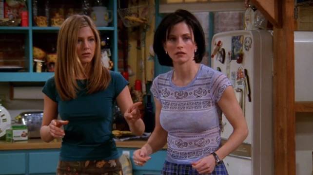 菲比产前综合症引共鸣，老友记片段展现情绪困扰