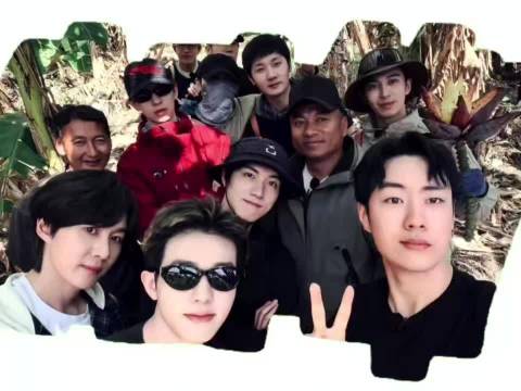 种地吧成员沙漠开工培育玫瑰助力生态守护