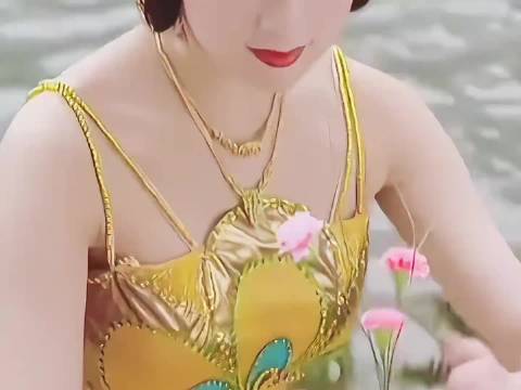 原来是西游记里的孔雀公主呀好漂亮啊，感觉动不动都挺好看的啊