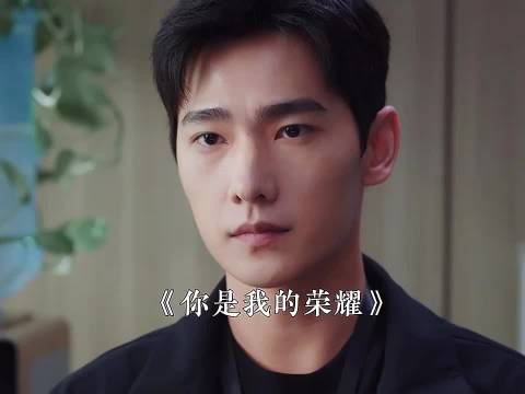 狗仔偷拍女明星约会当场被当间谍抓获