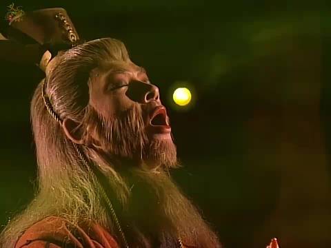 西游记2:通臂猿猴将金丹跟内丹合二为一，练成惊天地泣鬼神的法术.