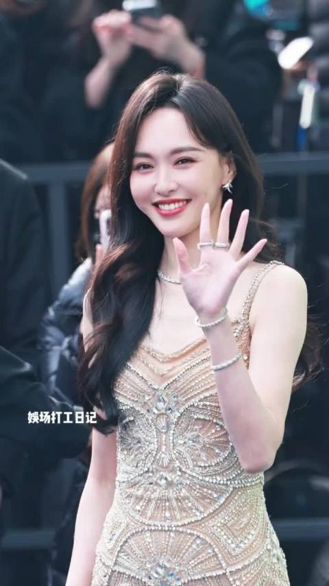 唐嫣称要过自己的生活而非取悦他人