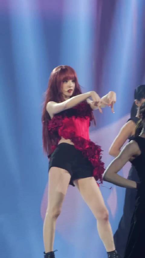 宋雨琦~《M.O》直拍，真不知道这个宋star 拿什么输