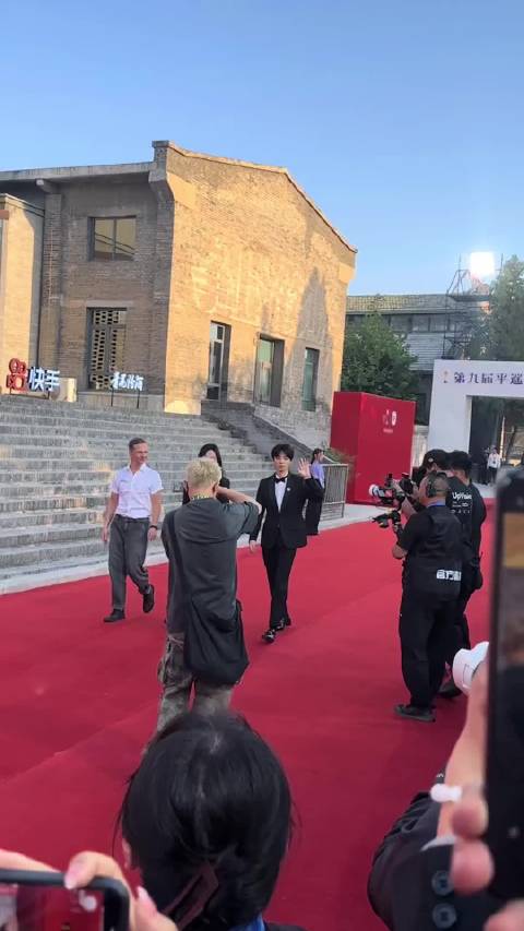 王俊凯蔡依林演唱会透露理想型需爱唱歌