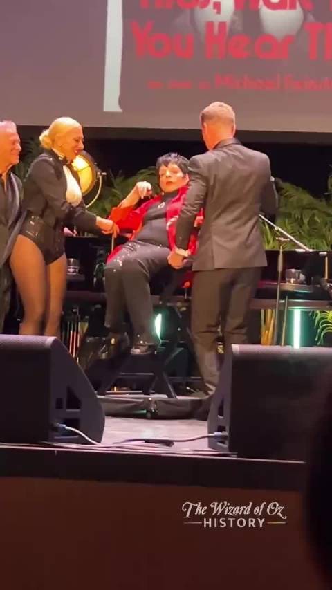 Liza Minnelli自传爆料奥斯卡与Lady Gaga轮椅上台内幕