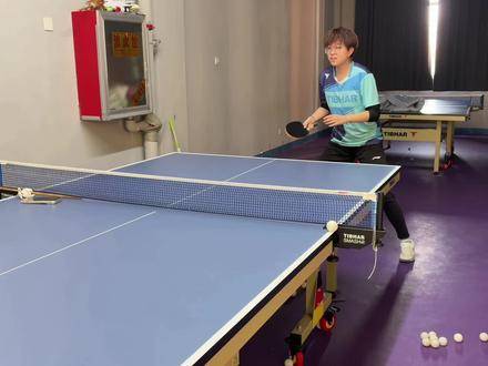 “人终将倾尽一生，奔赴心中理想与信念” 反手教学堪称典范，学反手必看！