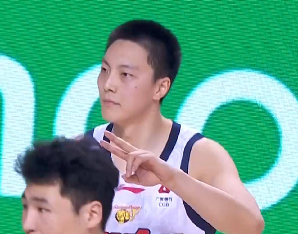 广东队大胜南京同曦，谁的功劳最大？数据不会说慌，第一实至名归