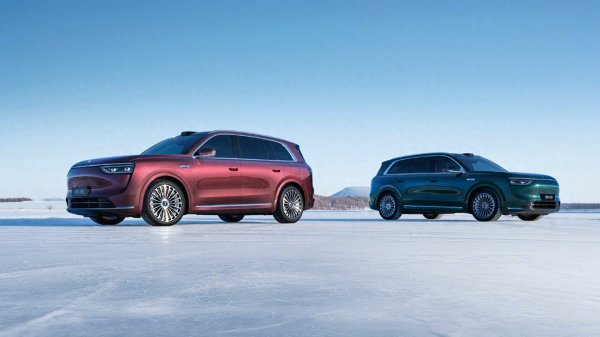 抢先体验问界M8:预售36.8万元起 双激光雷达 预计4月上市