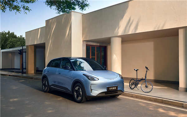 2025年中国车市销量十强揭晓:吉利星愿夺冠,小米SU7新势力崛起 - 第一电动网