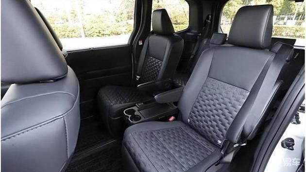 丰田Noah国产要减配?家庭MPV最不能省的竟是电动滑门?