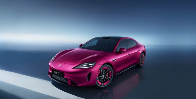 尚界Z7双车启航：上汽与华为的“技术平权”与红海突围