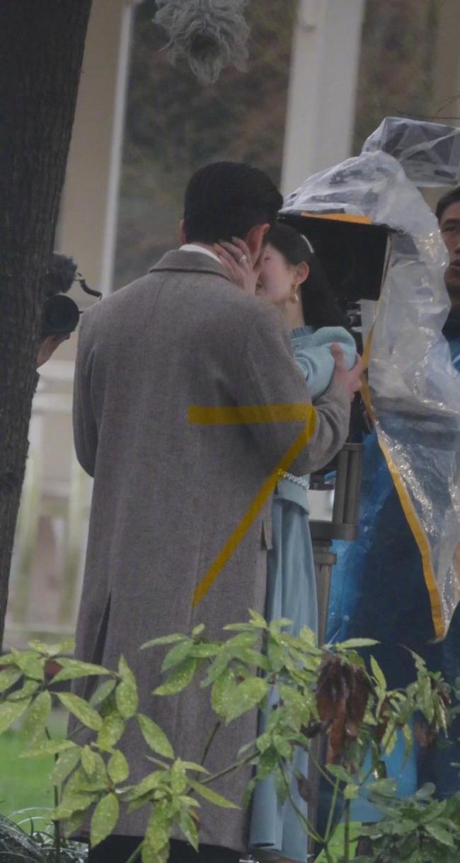 丞磊郭宇欣扇巴掌路透 民国虐恋氛围拉满