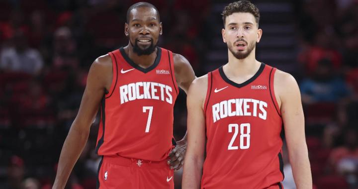 火箭输球又闹矛盾？KD申京球迷隔空对喷 休媒为申京辩护还挺双核