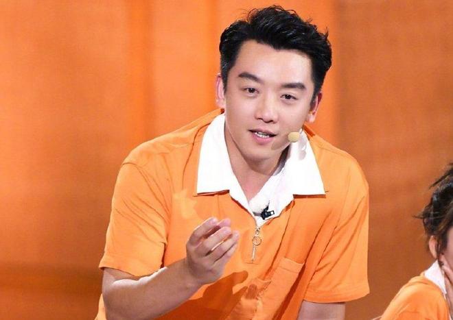 《奔跑吧》特别季开始录制，郑恺回归，首期有两位飞行嘉宾