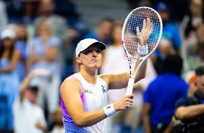 [流言板]再退赛!斯瓦泰克与Tomasz结束合作并官宣退出武网